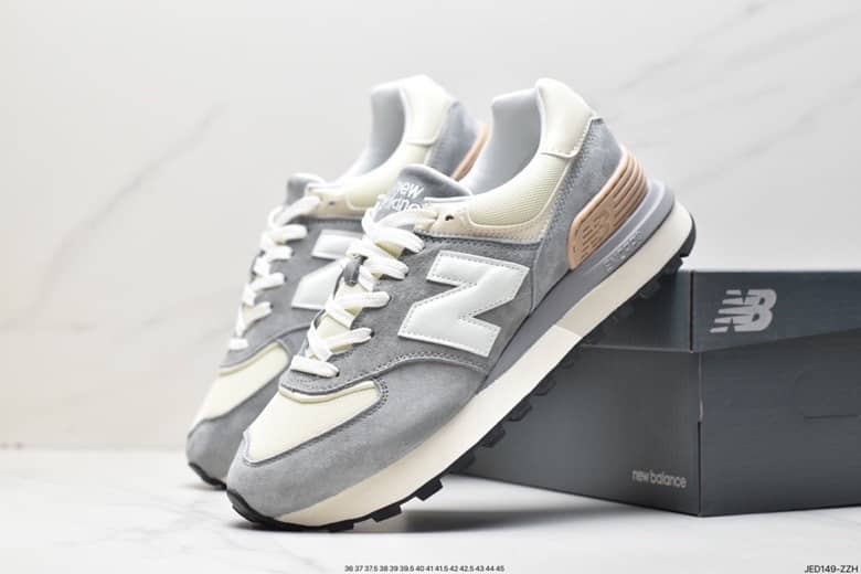 NB® ClassicMotion Trainers.
